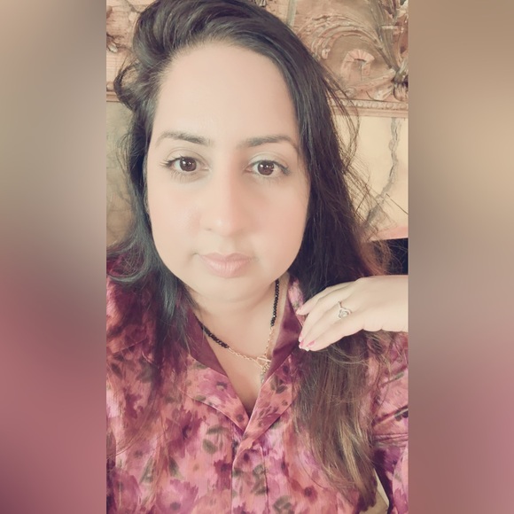 Meet your Posher, Anna - Picture 1 of 1